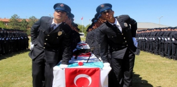 Kayseri'de 557 polis aday yemin etti