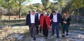 Milletvekili Nergis ve Bakan Altun KAEM'i ziyaret etti