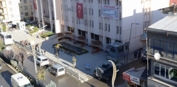 HDP'li belediyelere terr operasyonu!