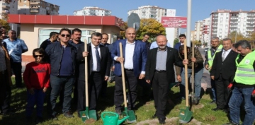Kayseri Devlet Hastanesi tarafndan 620 fidan dikildi