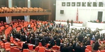 AK Parti'den, CHP'li zko'a tepki