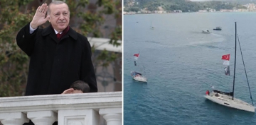 Trk bayrakl tekneler Cumhurbakan Erdoan' selamlad