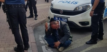 Kayseri'de alkol alan arkadalar arasnda bakl kavga: 2 yaral