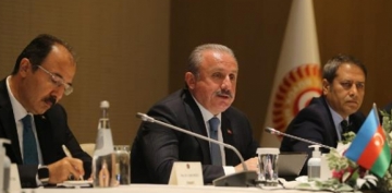 Meclis Başkanı Şentop, Azerbaycan Dışişleri Bakanı Jeyhun Bayramov’la bir araya geldi