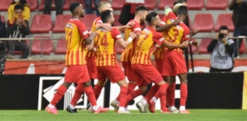 Yukatel Kayserispor - Galatasaray: 3-0