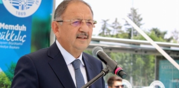AK Parti Genel Başkan Yardımcısı Mehmet Özhaseki,