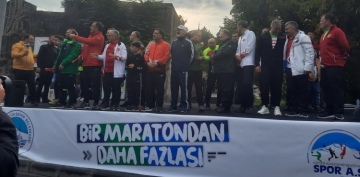  Uluslararas Kayseri Yar Maratonu balad