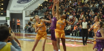 Kayseri Basketbol  Galatasaray : 61 - 100