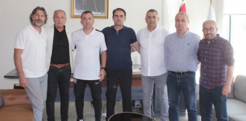 TFAD Kayseri ubesinden Kayserispor Teknik Direktr Recep Uara ziyaret