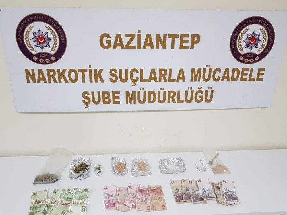 Gaziantep´te 9 ayrı adrese operasyon: 16 gözaltı