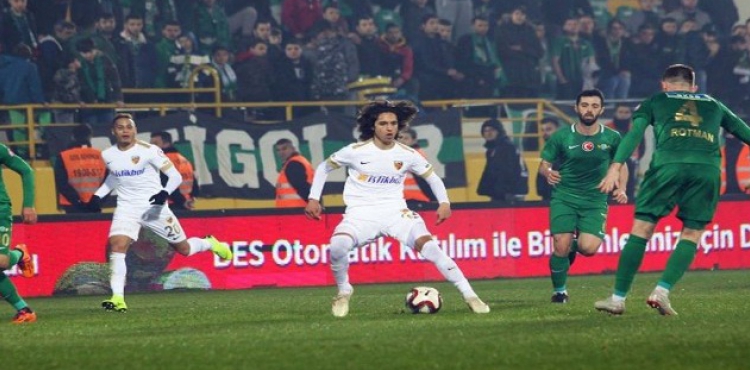 Kayserispor'un en gen oyuncusu Emre Demir