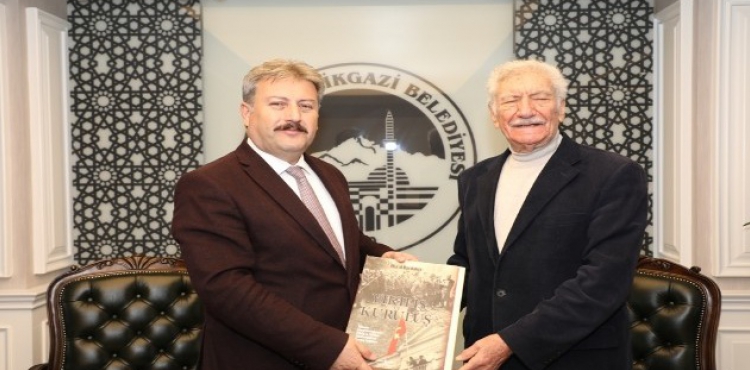 Melikgazi Belediye Bakan Dr. Mustafa Palancolu'na Tebrik Ziyaretleri Devam Ediyor