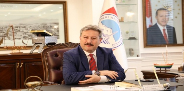 Melikgazi Belediye Bakan Dr. Mustafa Palancolu Dnya ampiyonu Kayserili sporcuyu tebrik etti
