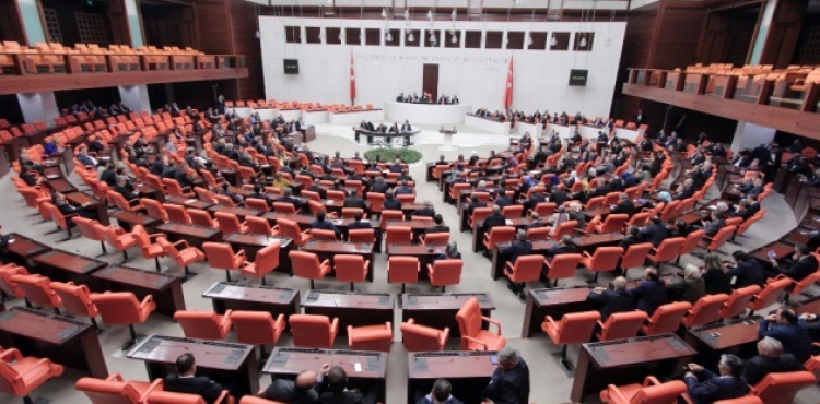 AK Parti'den kpr cezalar iin kanun teklifi