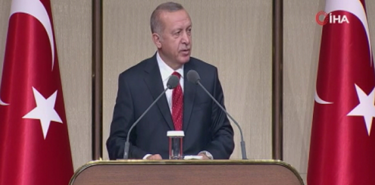 Cumhurbakan Erdoan, eitim alanlar ile iftar programnda bir araya geldi
