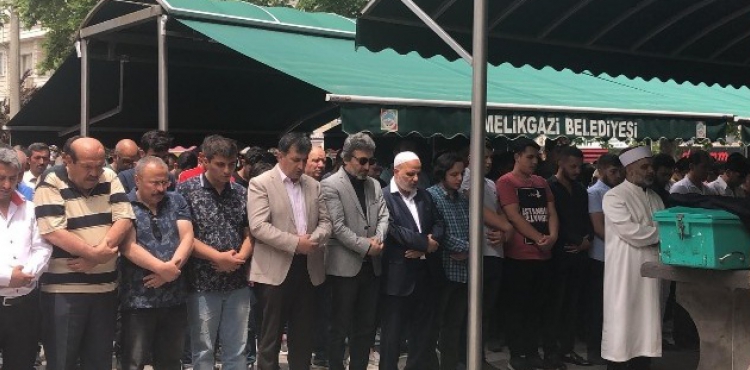 Beikta Divan Kurulu eski yesi Hasan Demir'e son grev