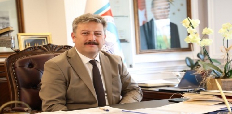 Bakan Dr. Mustafa Palancolu, Melikgazi Belediyesi yaz okulu kaytlar devam ediyor