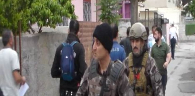 Kayseri polisinden aranan ahslara zel Harekat destekli byk operasyon