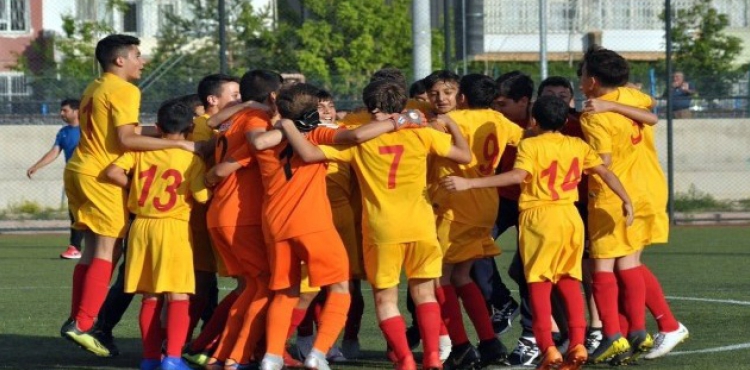 U13 Liginde ampiyon Kayserispor