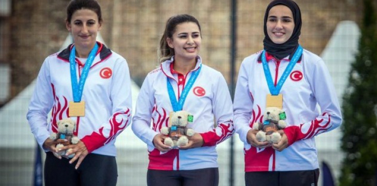 Altn madalya kazanan Kayserili oku Gizem Elmaaal kentin gururu oldu