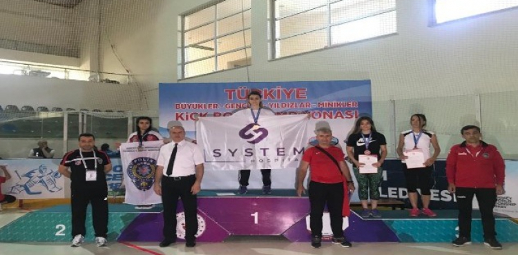 Kayserili Kickboks Sporcular Erzurum'dan 5 ampiyonlukla dnd