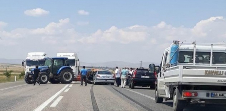 Tomarza-Kayseri karayolunda trafik kazas: 1 yaral
