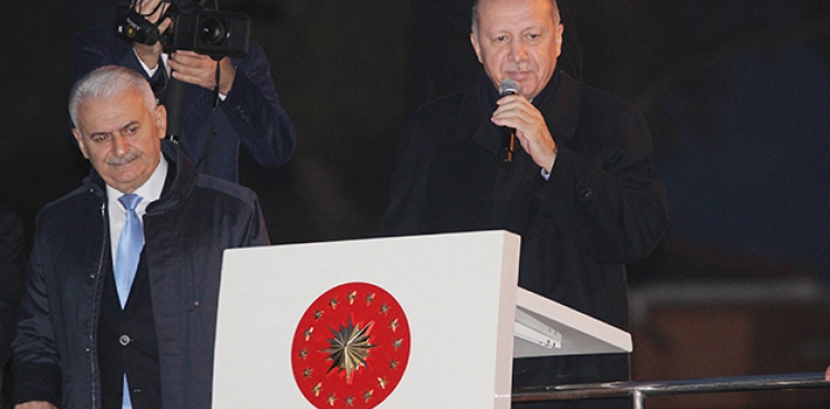 Cumhurbakan Erdoan zmir'de mjdeyi aklad: Tarma dayal sanayi blgesi kurulacak