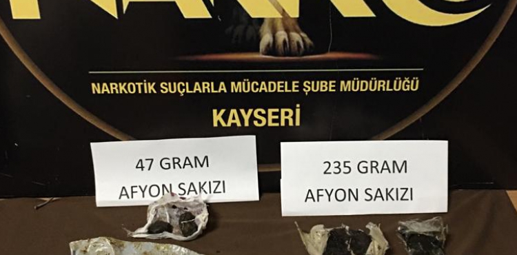 Kayseri'de uyuturucu tacirlerine operasyon: 2 gzalt