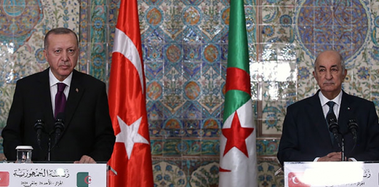 Cumhurbakan Erdoan'dan Cezayir'de vize aklamas