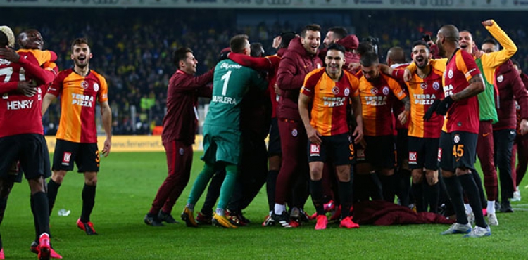 Galatasaray, Kadkyde 20 yl sonra kazanarak tarihe geti
