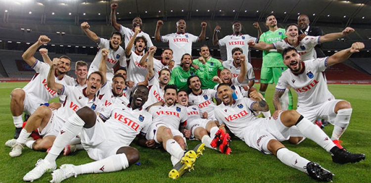 Trabzon'da kupa mutluluu