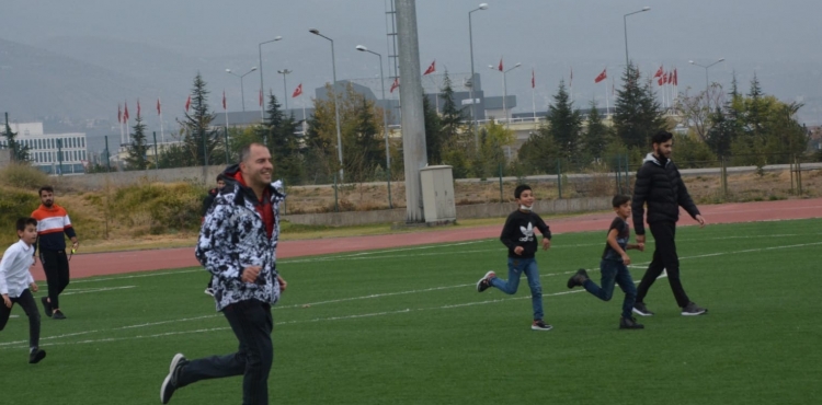 ER Spor Bilimleri Fakltesi, Yozgat'tan gelen rencileri arlad