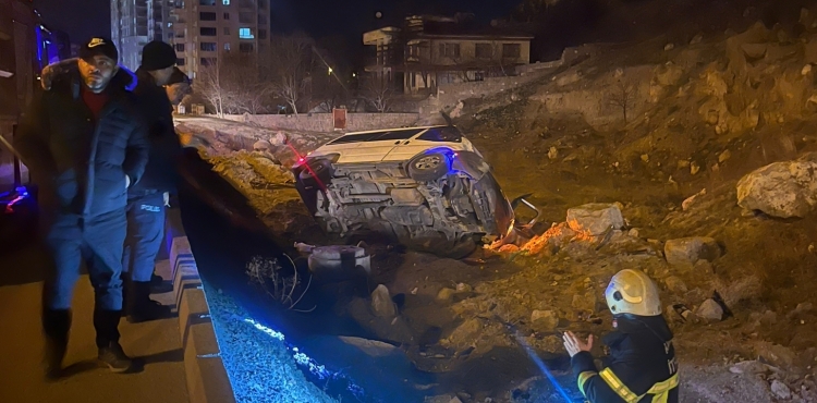  Kayseri-Malatya yolunda feci kaza: 1i ar 7 yaral