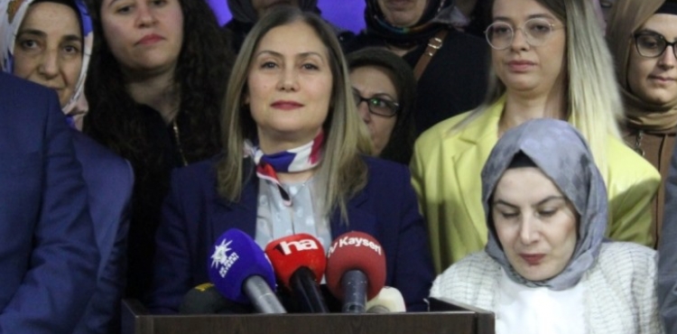 Emine Timuin, AK Parti milletvekili aday adayl iin bavuru yapt