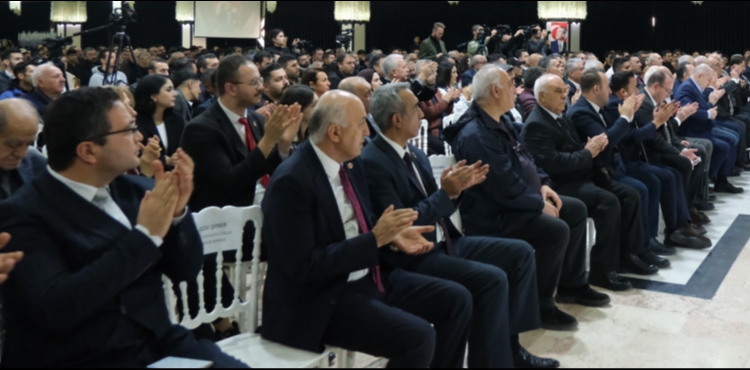 Salonun Boş Olduğu İddiası Kocaman Bir Yalandır