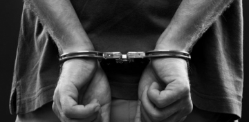 zmir'deki 3 farkl operasyonda 32 tutuklama