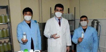 Kayseri'de kimya retmeni, bitkisel dezenfektan retti