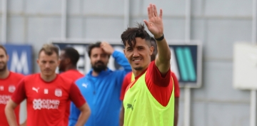 Fayçal Fajr, Sivasspor'a veda etti