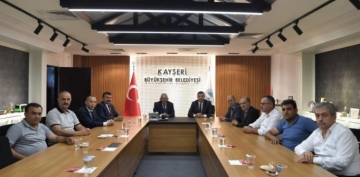 MHP Kayseri Milletvekili Baki Ersoydan Bykehir Belediyesine ofrler Odas karmas