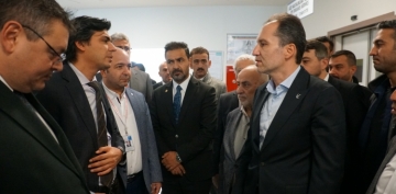 YRP Genel Başkanı Fatih Erbakan, kaza yapan teşkilat mensuplarını ziyaret etti