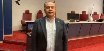 CHP’li Özgür Özer: “Belediye şirketleri zarar ediyor”