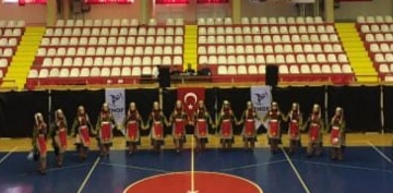 Demir Karamancı Gençlik Spor Kulübü, halkoyunları bölge yarışmasında birinci oldu