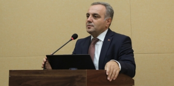 Rektr Prof. Dr. Fatih Altun, Mhendislik Fakltesinin Al Dersini Verdi