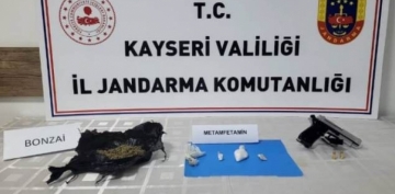 Kayseri'de jandarma operasyonu: uyuturucu ve silah ele geirildi