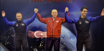BYKEHRN BLM MERKEZݒNDEN GEM LE GELECEE YNELK K NEML SERG BRDEN