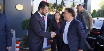 AK Parti Kayseri l Bakan Hseyin Okandan Aile altayna Katld