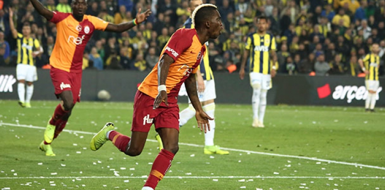 Galatasaray, Saracchi ve Onyekuruyu aklad