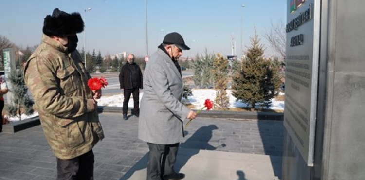 BAKAN YALIN BAK KATLAMI EHTLERN ANDI