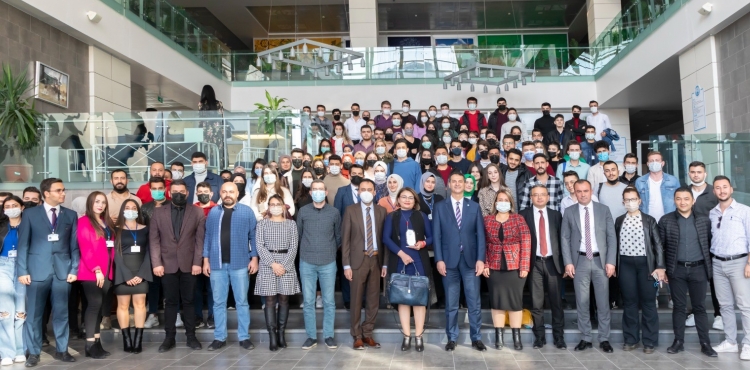 Kayseri niversitesi rencileri Muhasebecilik zerine Sylei Yapt