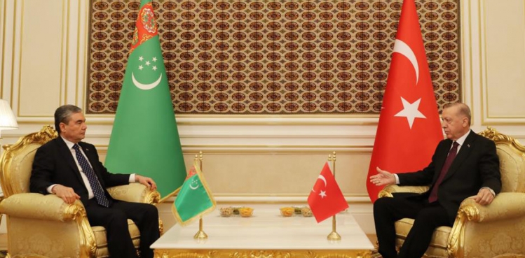 Trkiye ile Trkmenistan arasnda 8 anlama imzaland